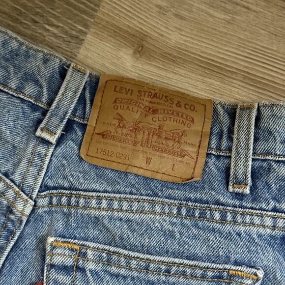 Vintage Levi’s USA-Made High Rise Tapered Jeans Size 24 3M Women’s - Picture 6 of 6